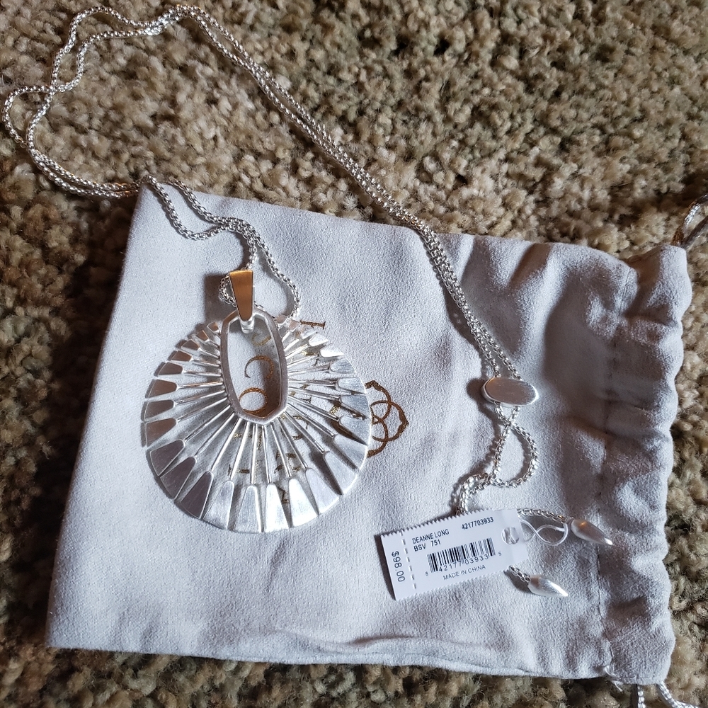 Kendra Scott long necklace